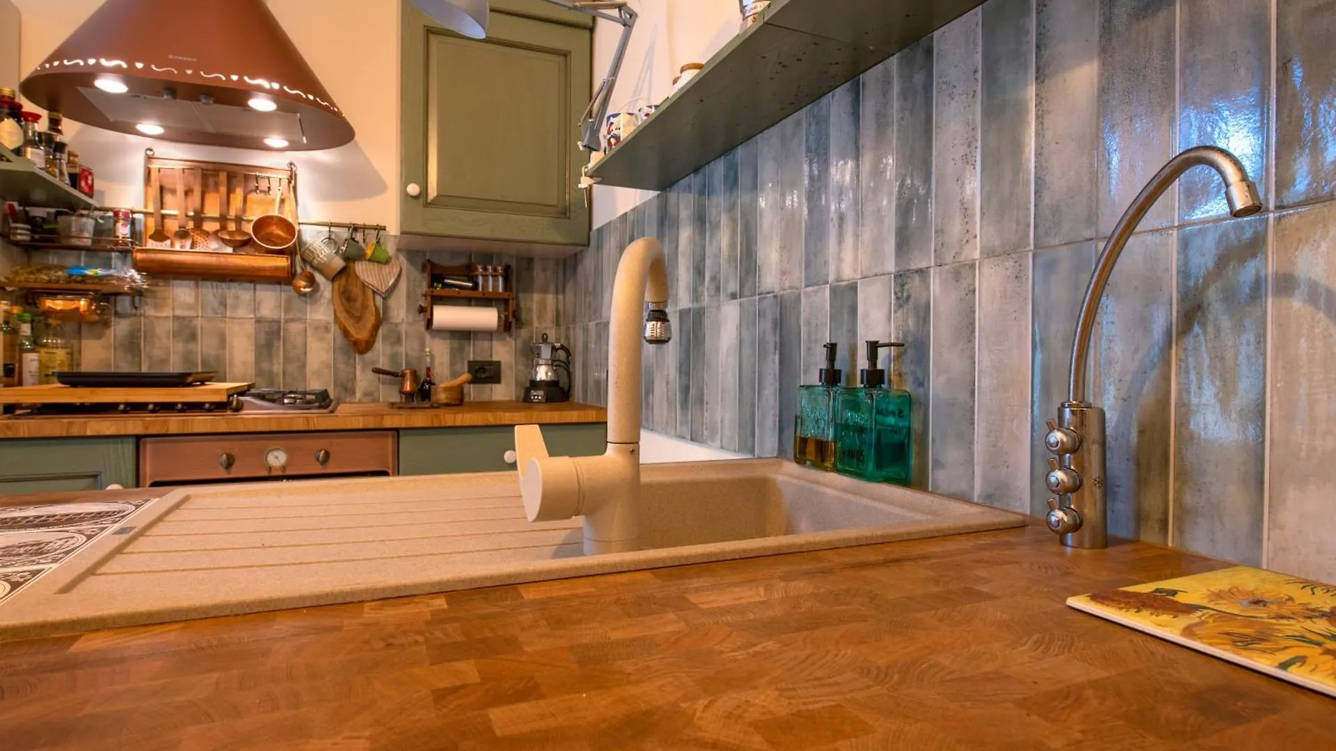 Magnificent Verona Center Apartment 0*,  Italy