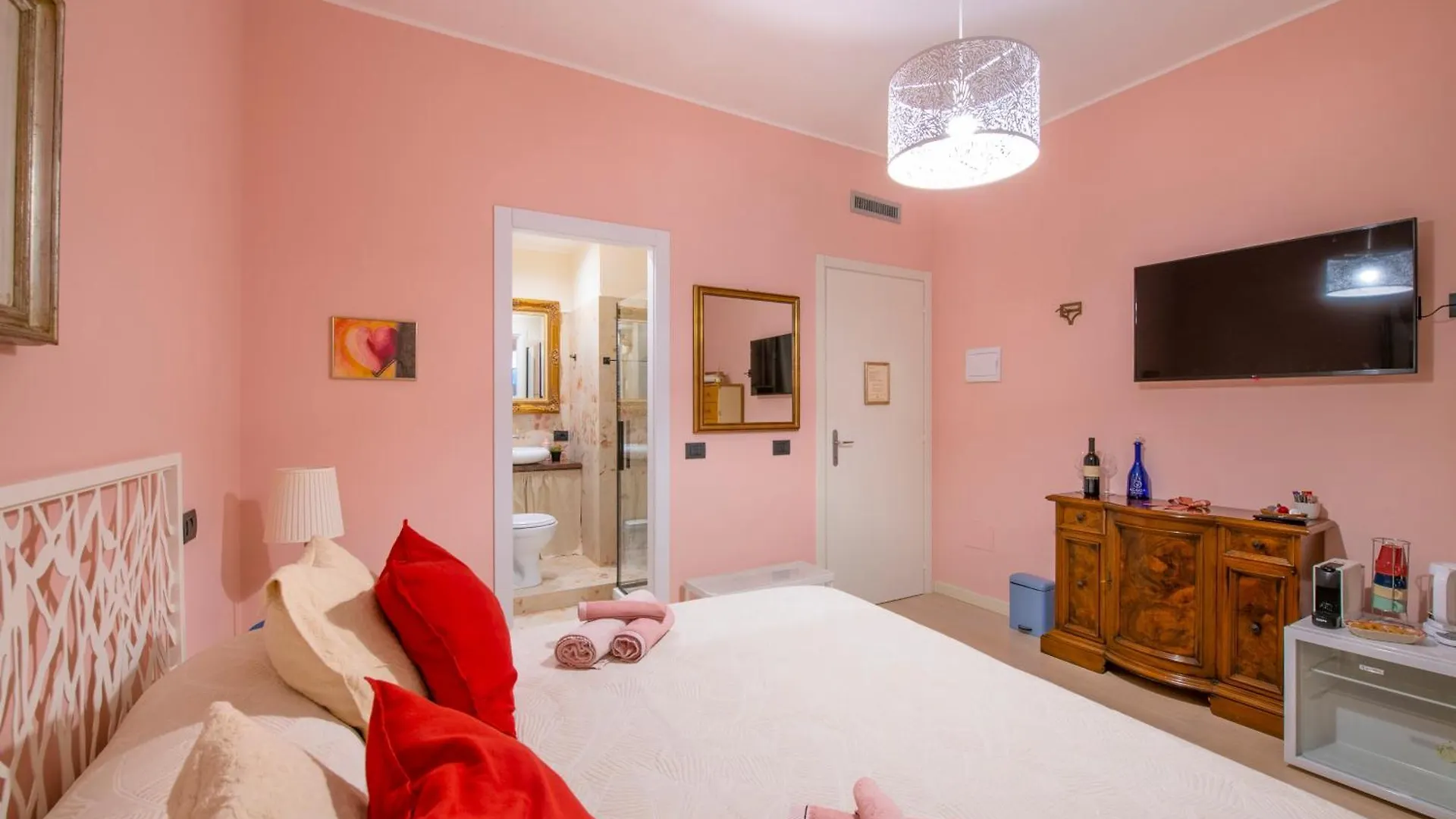 Magnificent Verona Center Apartment