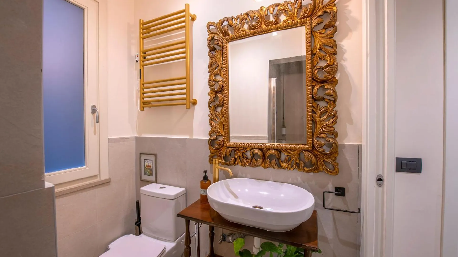 Magnificent Verona Center Apartment 0*,
